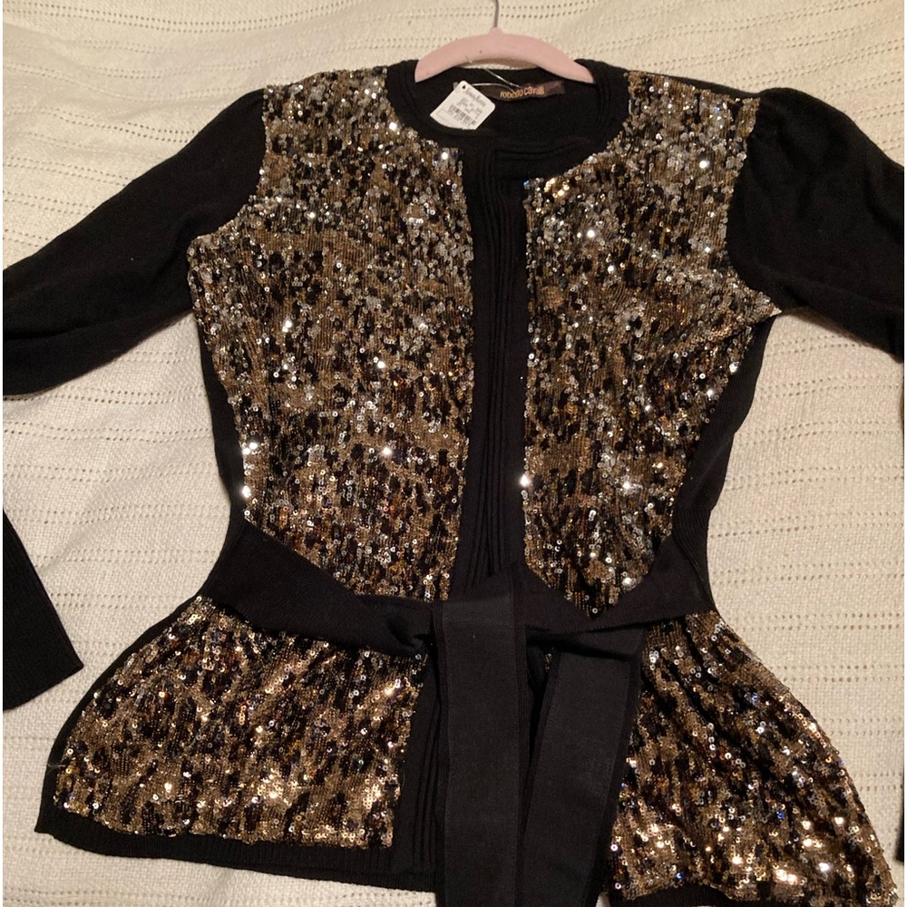 (Nwt) Beautiful sequined Robert Cavalli sweater pristine condition